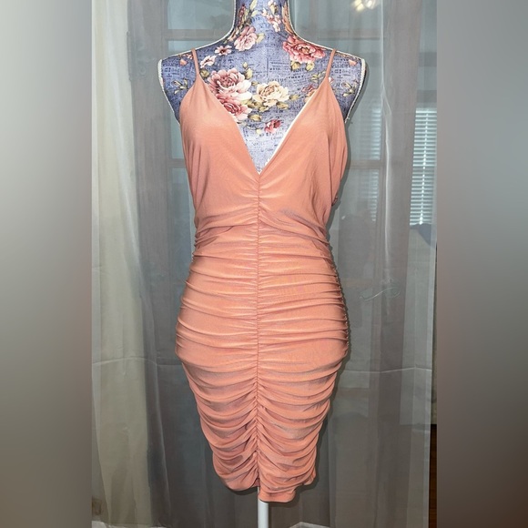 Pink Dress Fashion Nova Simple Sweetness Dusty Rose Dress NWT - Picture 1 of 6